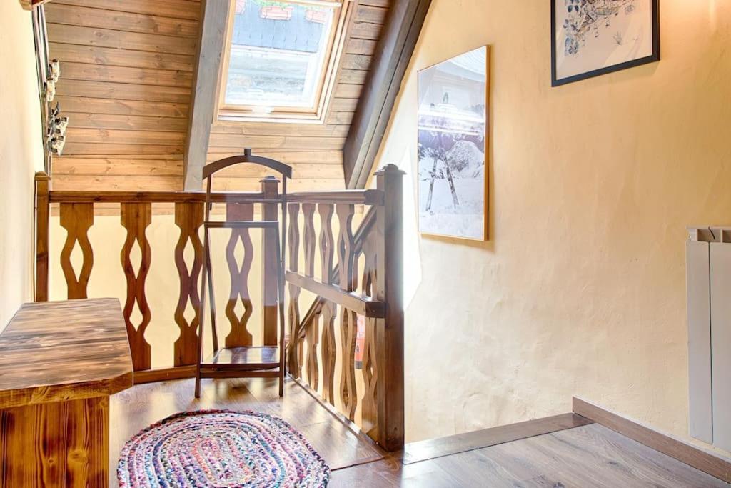 Апартаменты Saplan Real Estate Casa Izadi Боссост Экстерьер фото